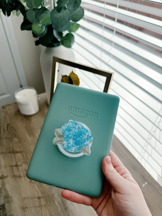 Coastal Blues Kindle Grip